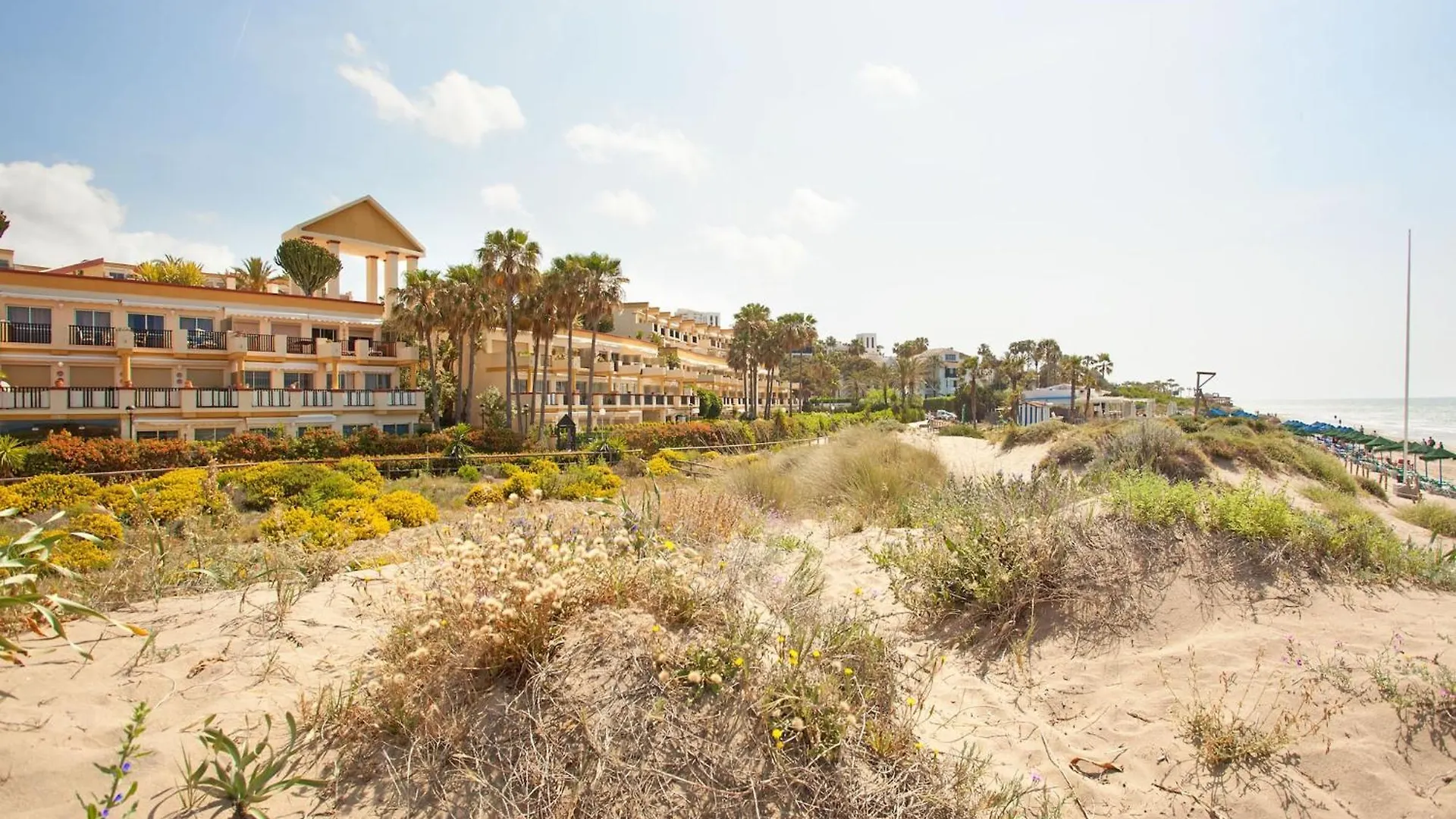 Lush Studio With View Marbella 0*,